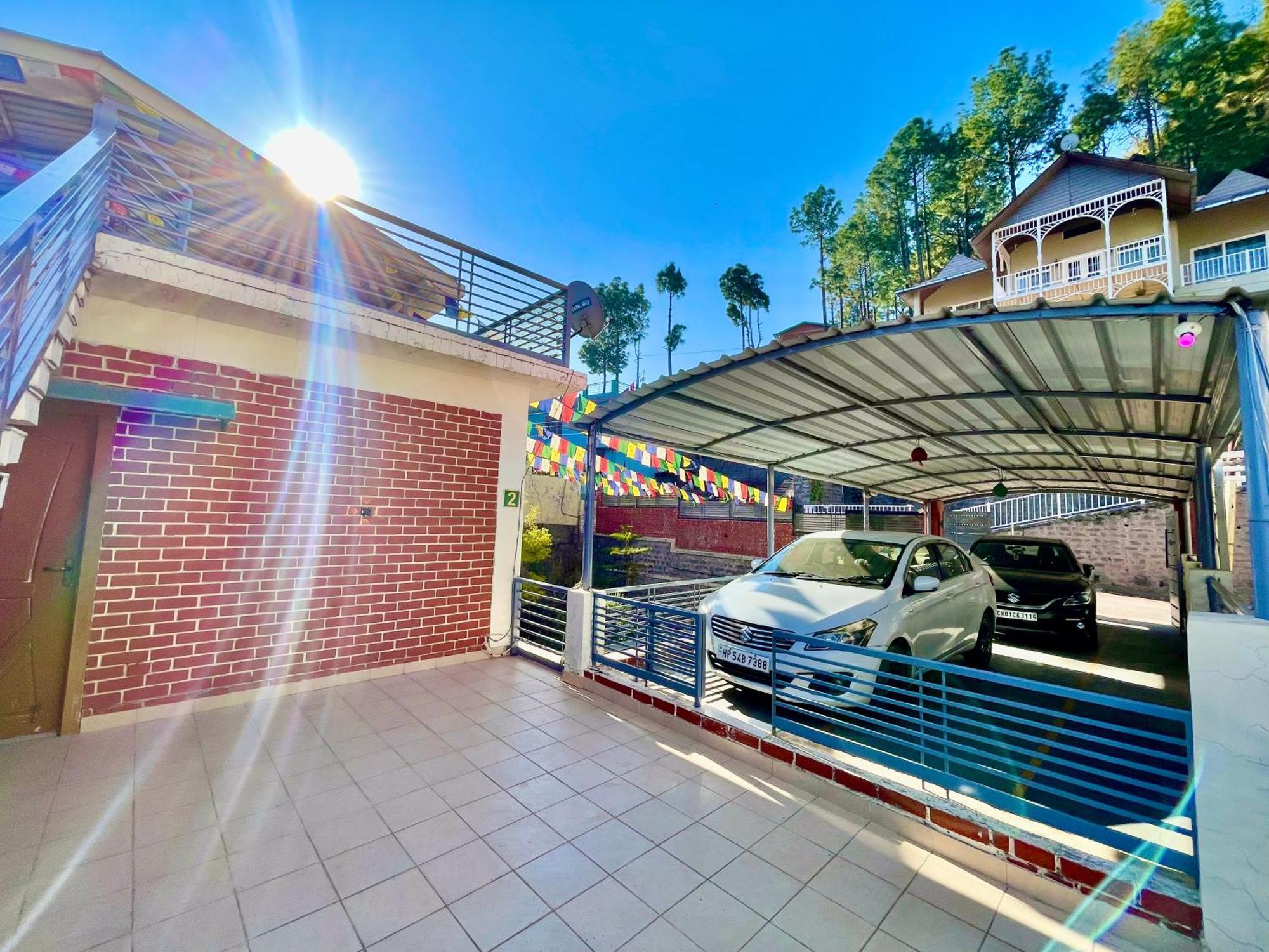 The Auriga 3Bhk Fully Entair Villa With Bonfire In Kasauli I Pvt Stay I Open Air Terrace I Kitchen Livingroom I Lawn Bonfire I Gaming Zone Екстер'єр фото