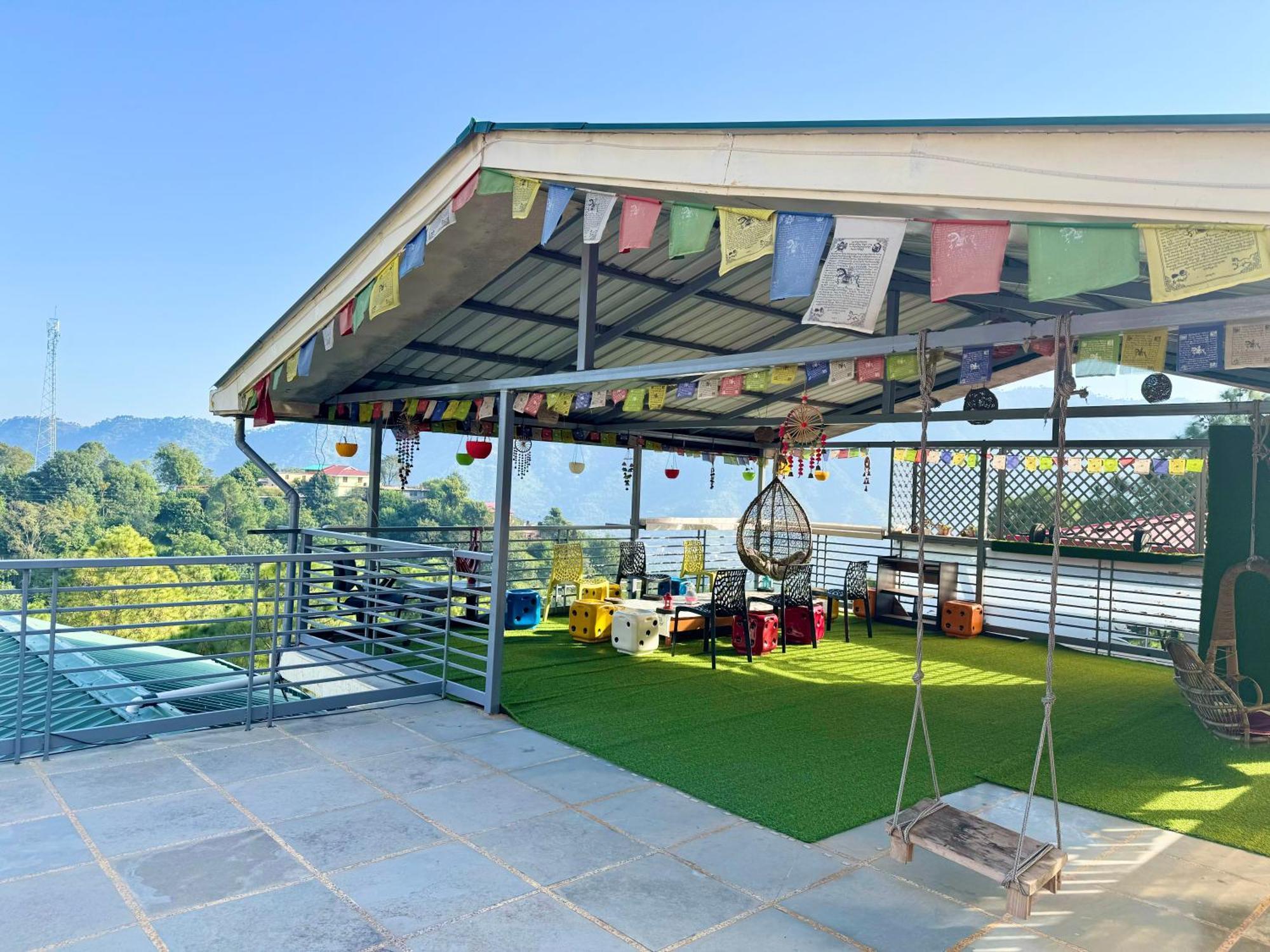 The Auriga 3Bhk Fully Entair Villa With Bonfire In Kasauli I Pvt Stay I Open Air Terrace I Kitchen Livingroom I Lawn Bonfire I Gaming Zone Екстер'єр фото